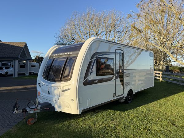 2016 Coachman VIP 575  $51,995.00